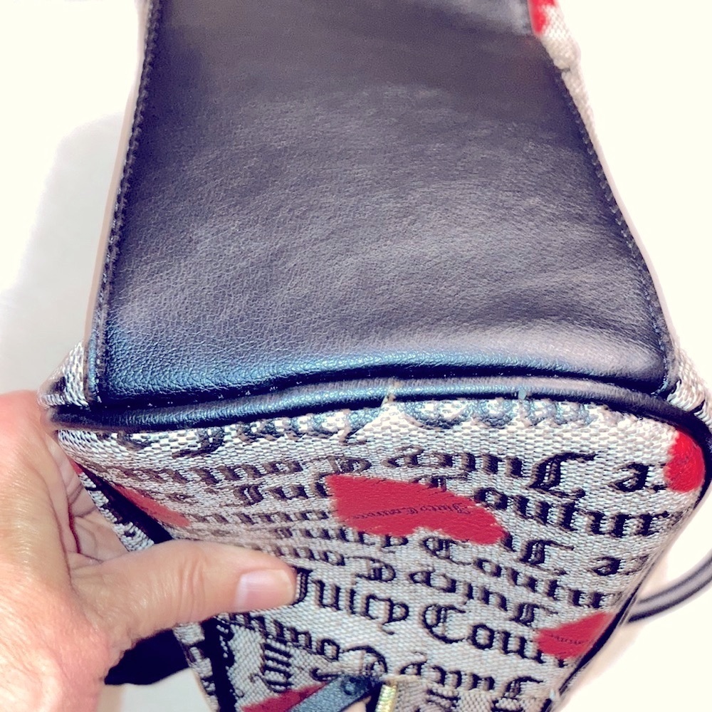 JUICY COUTURE SHOULDER BAG. NWOT. CUTE PURSE!  SPOTLESS. - Picture 8 of 11